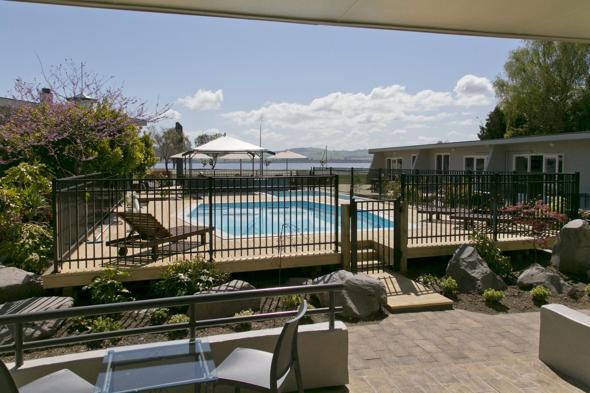 Anchorage Resort Taupo Nz מראה חיצוני תמונה